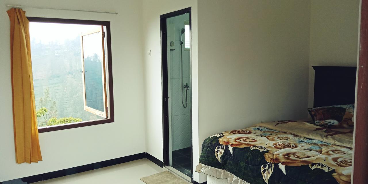 Bromo Backpacker Tosari Apartment ปาซูรูอัน ภายนอก รูปภาพ