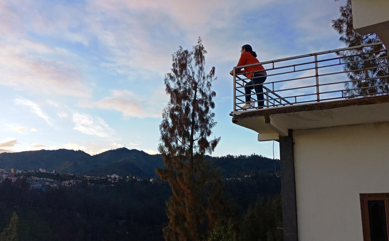 Bromo Backpacker Tosari Apartment ปาซูรูอัน ภายนอก รูปภาพ